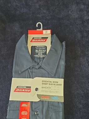 Dickies Men’s Short Sleeve Work Shirt - Navy Blue